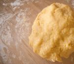 Песочное тесто для пирога - пошаговые рецепты приготовления сладкого и соленого с фото